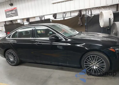 2025 Mercedes-Benz C 300 from USA, damaged, VIN W1KAF4GBXSR257799